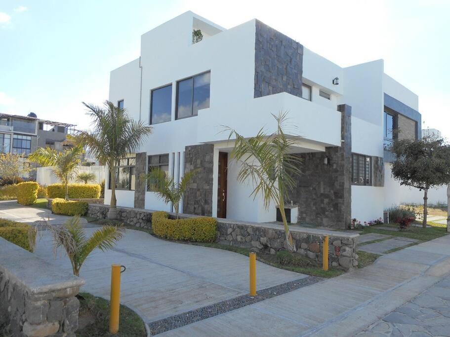 Hermosa Casa En Orilla Del Lago -Zona De Villedos- San Cristobal Zapotitlan Dış mekan fotoğraf