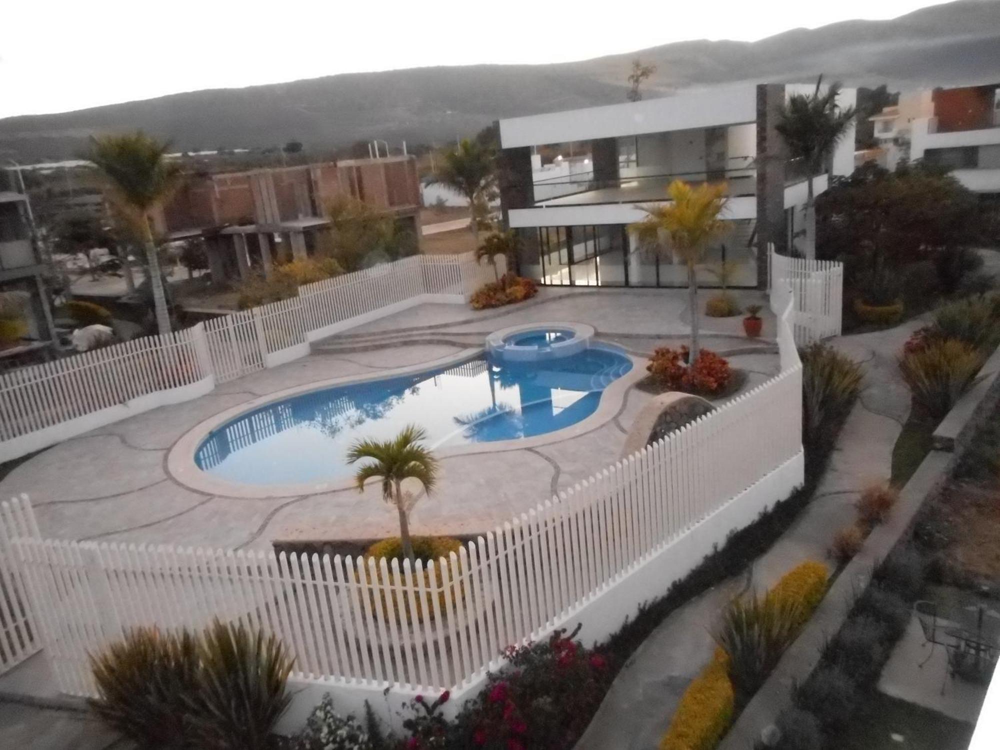Hermosa Casa En Orilla Del Lago -Zona De Villedos- San Cristobal Zapotitlan Dış mekan fotoğraf