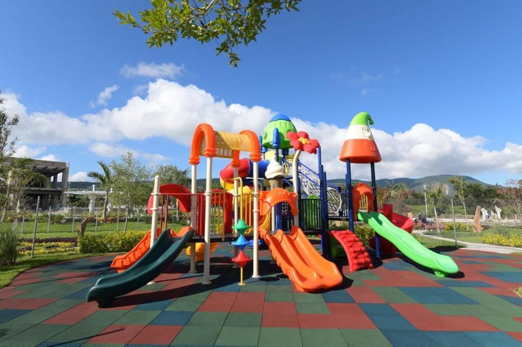 Hermosa Casa En Orilla Del Lago -Zona De Villedos- San Cristobal Zapotitlan Dış mekan fotoğraf